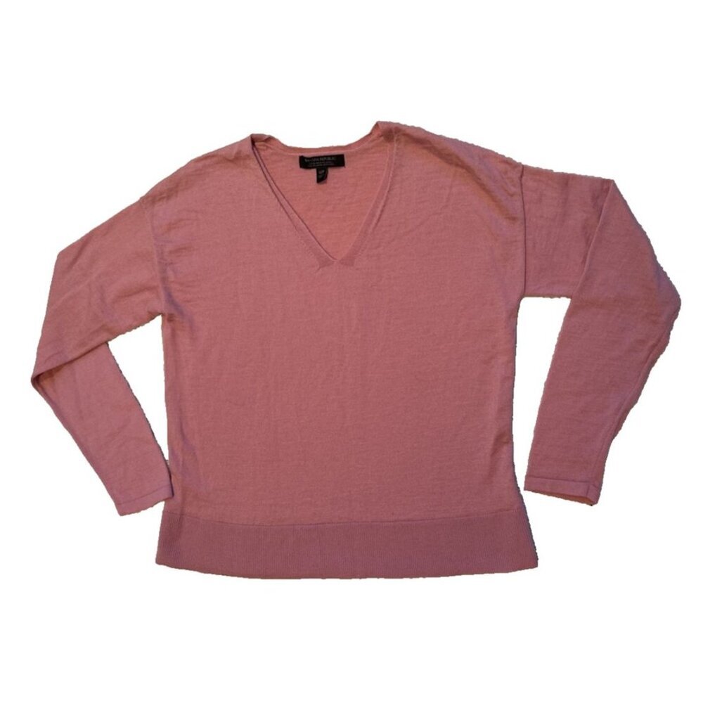 Banana Republic Women’s, 100 %‎ Merino Wool, V neck Sweater, small, pink